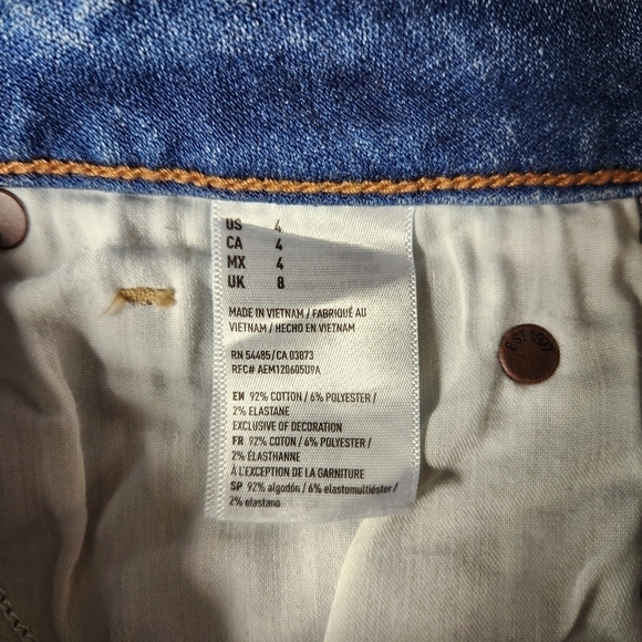 American Eagle Super Stretch X High Rise Frayed Edge Denim Mini Skirt-Size 4 - Picture 7 of 8